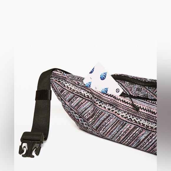 Lululemon | On The Beat Belt Bag *4.5L - Picture 5 of 13